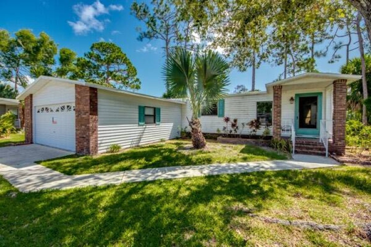 19446 Summertree Ct, North Fort Myers, Florida 33903, 2 Bedrooms Bedrooms, ,2 BathroomsBathrooms,Mobile/manufactured,For Sale,Summertree Ct,11204839