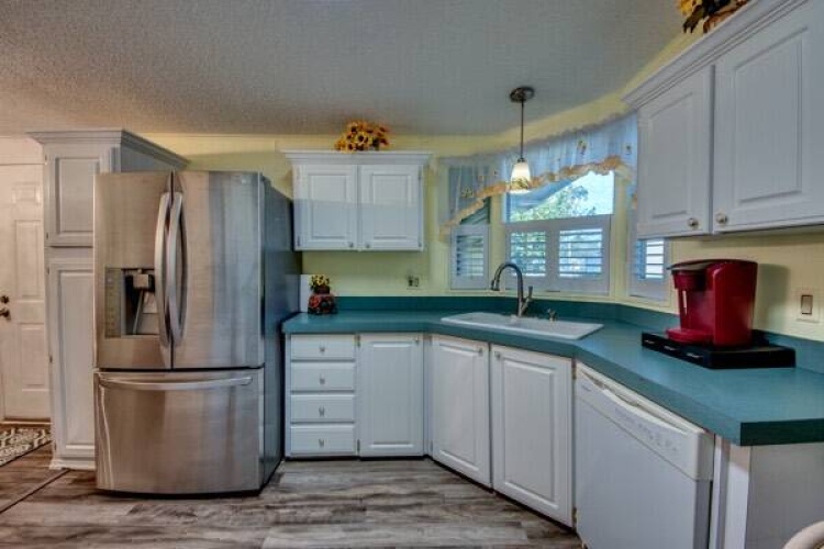 10561 Lake Loop Rd., North Fort Myers, Florida 33903, 2 Bedrooms Bedrooms, ,2 BathroomsBathrooms,Mobile/manufactured,For Sale,Lake Loop Rd.,11355605