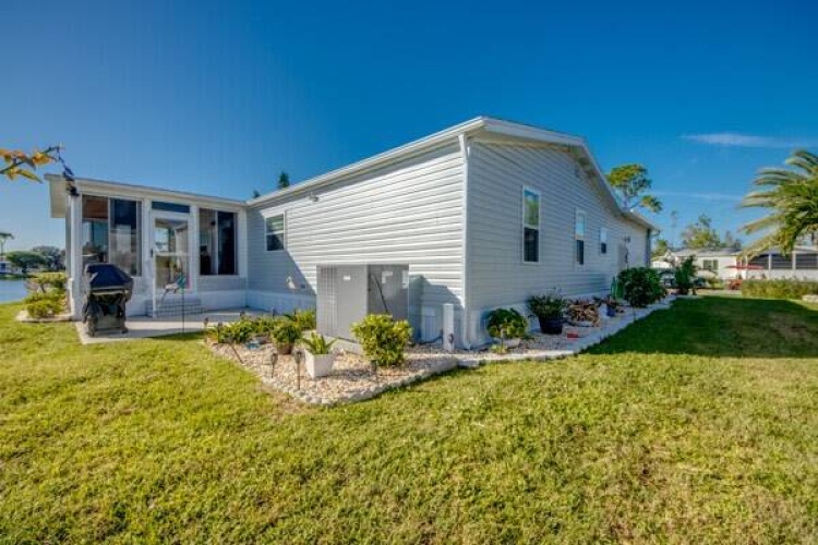 10908 LONE PALM CT., NORTH FORT MYERS, Florida 33903, 2 Bedrooms Bedrooms, ,2 BathroomsBathrooms,Mobile/manufactured,For Sale,LONE PALM CT.,11357954