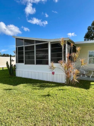 2745 Vine Lane, Sebring, Florida 33870, 3 Bedrooms Bedrooms, ,2 BathroomsBathrooms,Mobile/manufactured,For Sale,Vine Lane,11357953