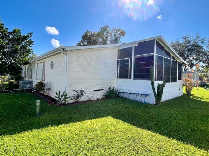 2745 Vine Lane, Sebring, Florida 33870, 3 Bedrooms Bedrooms, ,2 BathroomsBathrooms,Mobile/manufactured,For Sale,Vine Lane,11357953