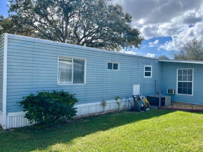 2930 Vine Lane, Sebring, Florida 33870, 2 Bedrooms Bedrooms, ,Mobile/manufactured,For Sale,Vine Lane,11356831