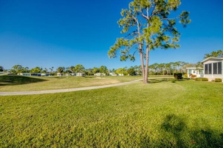 10850 Moss Creek Ct., North Fort Myers, Florida 33903, 2 Bedrooms Bedrooms, ,2 BathroomsBathrooms,Mobile/manufactured,For Sale,Moss Creek Ct.,11359847