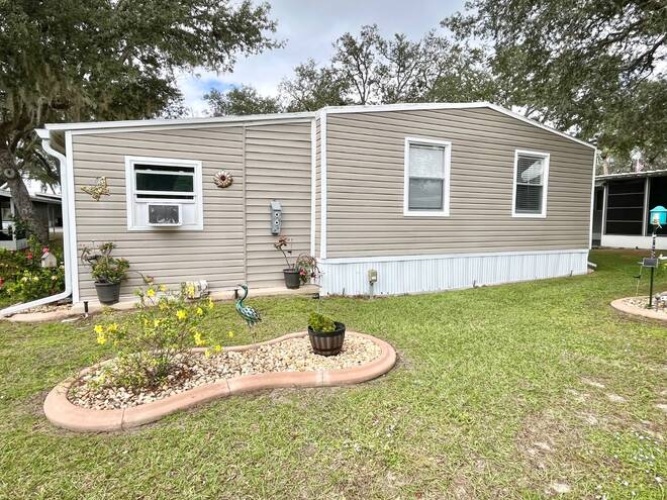 2960 Melon Lane, Sebring, Florida 33870, 2 Bedrooms Bedrooms, ,2 BathroomsBathrooms,Mobile/manufactured,For Sale,Melon Lane,11360862