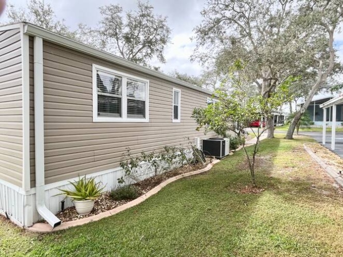 2960 Melon Lane, Sebring, Florida 33870, 2 Bedrooms Bedrooms, ,2 BathroomsBathrooms,Mobile/manufactured,For Sale,Melon Lane,11360862