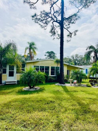 19396 Cedar Crest Ct, North Fort Myers, Florida 33903, 2 Bedrooms Bedrooms, ,2 BathroomsBathrooms,Mobile/manufactured,For Sale,Cedar Crest Ct,11361252