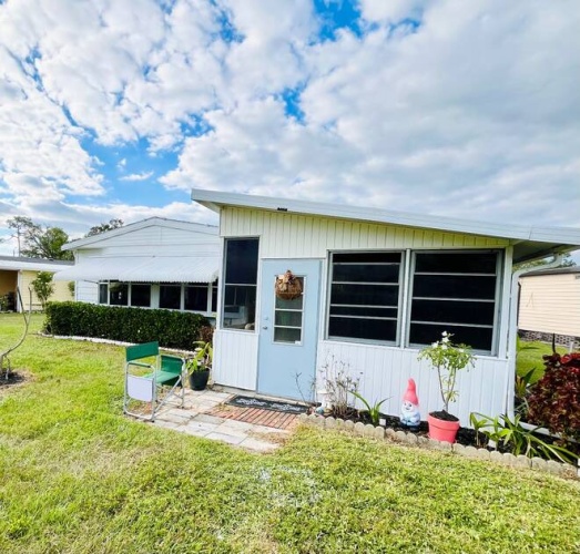 19212 Meadowbrook Ct, North Fort Myers, Florida 33903, 2 Bedrooms Bedrooms, ,2 BathroomsBathrooms,Mobile/manufactured,For Sale,Meadowbrook Ct,11365703