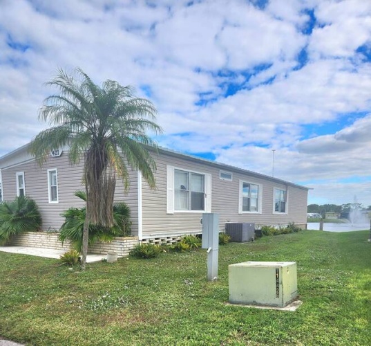 421 Hidden Cove Rd., North Fort Myers, Florida 33903, 2 Bedrooms Bedrooms, 7 Rooms Rooms,2 BathroomsBathrooms,Mobile/manufactured,For Sale,Hidden Cove Rd.,11365545