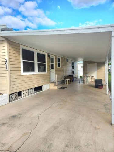 351 Hans Brinker, North Fort Myers, Florida 33903, 2 Bedrooms Bedrooms, 8 Rooms Rooms,2 BathroomsBathrooms,Mobile/manufactured,For Sale,Hans Brinker,11365588