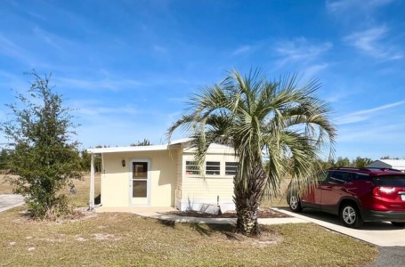 432 Navel Drive, Frostproof, Florida 33843, 1 Bedroom Bedrooms, ,1 BathroomBathrooms,Mobile/manufactured,For Sale,Navel Drive,11390999