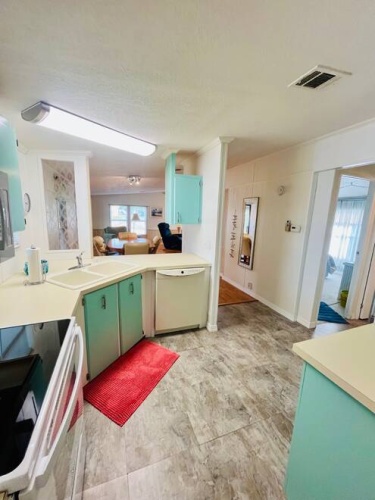 19359 Tuckaway Ct., North Fort Myers, Florida 33903, 2 Bedrooms Bedrooms, ,2 BathroomsBathrooms,Mobile/manufactured,For Sale,Tuckaway Ct.,11392308