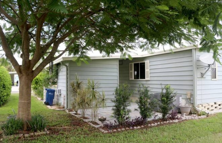 5474 Yarmouth Ln, Sarasota, Florida 34233, 2 Bedrooms Bedrooms, ,2 BathroomsBathrooms,Mobile/manufactured,For Sale,Yarmouth Ln,11394031