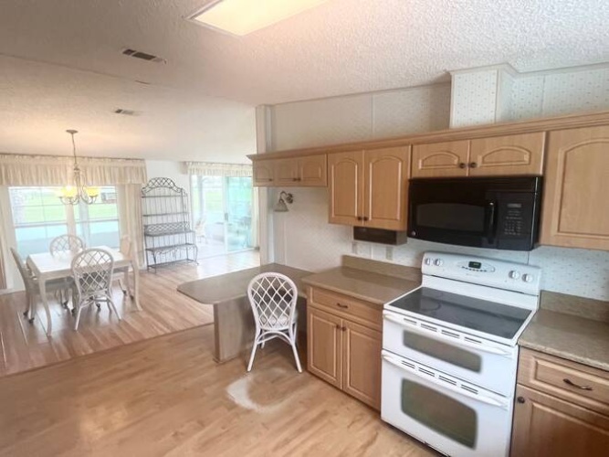 19478 Saddlebrook Ct., North Fort Myers, Florida 33903, 2 Bedrooms Bedrooms, ,2 BathroomsBathrooms,Mobile/manufactured,For Sale,Saddlebrook Ct.,11322491