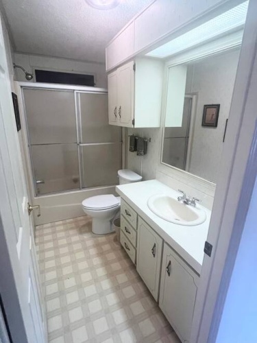 19478 Saddlebrook Ct., North Fort Myers, Florida 33903, 2 Bedrooms Bedrooms, ,2 BathroomsBathrooms,Mobile/manufactured,For Sale,Saddlebrook Ct.,11322491