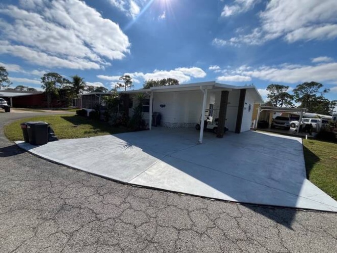 19308 GREEN VALLEY CT., NORTH FORT MYERS, Florida 33903, 2 Bedrooms Bedrooms, ,2 BathroomsBathrooms,Mobile/manufactured,For Sale,GREEN VALLEY CT.,11404593