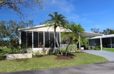 5951 Camelot Dr N, Sarasota, Florida 34233, 2 Bedrooms Bedrooms, ,2 BathroomsBathrooms,Mobile/manufactured,For Sale,Camelot Dr N,11406554