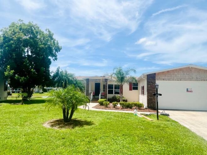 10839 Moss Creek Ct, North Fort Myers, Florida 33903, 2 Bedrooms Bedrooms, ,2 BathroomsBathrooms,Mobile/manufactured,For Sale,Moss Creek Ct,11328166