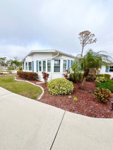 19798 Cypress Woods Ct., North Fort Myers, Florida 33903, 2 Bedrooms Bedrooms, ,2 BathroomsBathrooms,Mobile/manufactured,For Sale,Cypress Woods Ct.,11411714