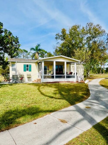 10561 Circle Pine Rd., North Fort Myers, Florida 33903, 2 Bedrooms Bedrooms, ,2 BathroomsBathrooms,Mobile/manufactured,For Sale,Circle Pine Rd.,11411722