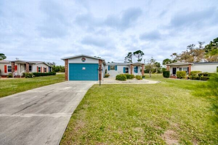 19871 Cypress Woods Ct., North Fort Myers, Florida 33903, 2 Bedrooms Bedrooms, ,2 BathroomsBathrooms,Mobile/manufactured,For Sale,Cypress Woods Ct.,11235075