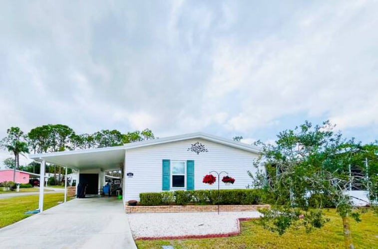 19113 Indian Wells Ct., North Fort Myers, Florida 33903, 2 Bedrooms Bedrooms, ,2 BathroomsBathrooms,Mobile/manufactured,For Sale,Indian Wells Ct.,11412797