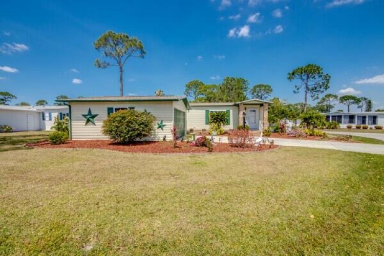 19749 Cypress Woods Ct, North Fort Myers, Florida 33903, 2 Bedrooms Bedrooms, ,2 BathroomsBathrooms,Mobile/manufactured,For Sale,Cypress Woods Ct,11274548