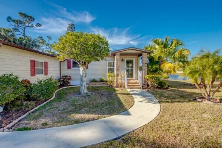 19474 Tarpon Woods t., North Fort Myers, Florida 33903, 2 Bedrooms Bedrooms, ,2 BathroomsBathrooms,Mobile/manufactured,For Sale,Tarpon Woods t.,11418329