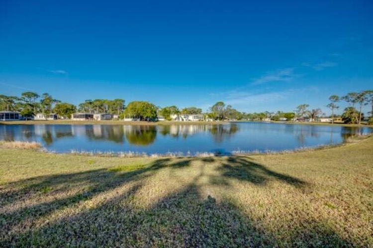 19474 Tarpon Woods t., North Fort Myers, Florida 33903, 2 Bedrooms Bedrooms, ,2 BathroomsBathrooms,Mobile/manufactured,For Sale,Tarpon Woods t.,11418329