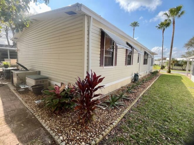 104 Town and Country Blvd, Sebring, Florida 33870, 2 Bedrooms Bedrooms, ,2 BathroomsBathrooms,Mobile/manufactured,For Sale,Town and Country Blvd,11419490