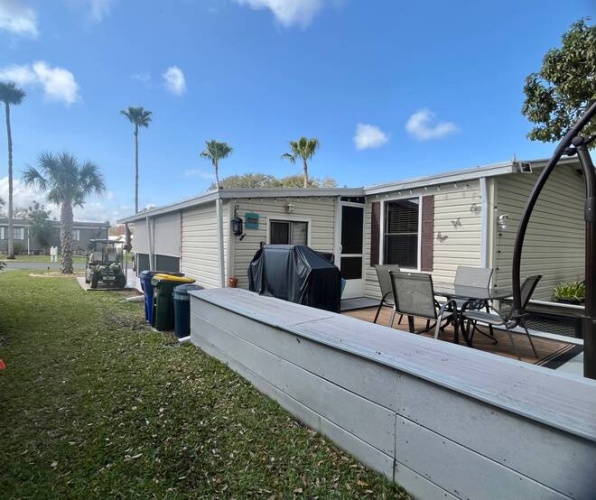 104 Town and Country Blvd, Sebring, Florida 33870, 2 Bedrooms Bedrooms, ,2 BathroomsBathrooms,Mobile/manufactured,For Sale,Town and Country Blvd,11419490