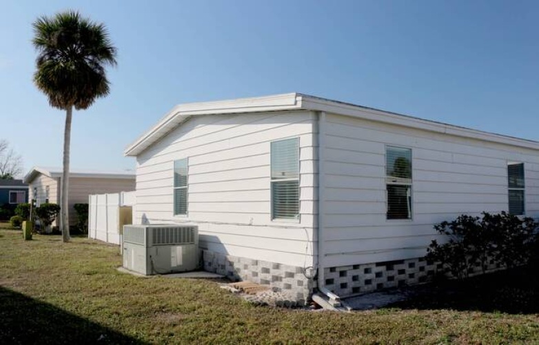 5522 Yarmouth Ln, Sarasota, Florida 34233, 2 Bedrooms Bedrooms, ,2 BathroomsBathrooms,Mobile/manufactured,For Sale,Yarmouth Ln,11433641