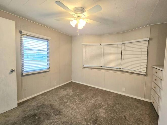 45 6th St West, Nokomis, Florida 34275, 2 Bedrooms Bedrooms, ,2 BathroomsBathrooms,Mobile/manufactured,For Sale,6th St West,11437442