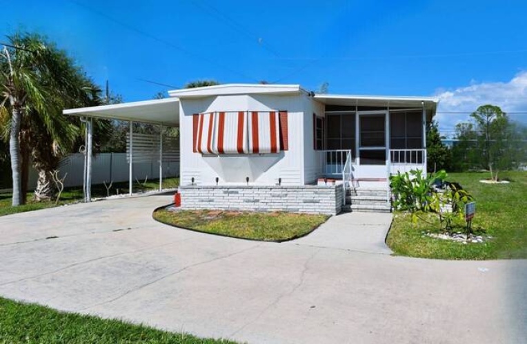 45 6th St West, Nokomis, Florida 34275, 2 Bedrooms Bedrooms, ,2 BathroomsBathrooms,Mobile/manufactured,For Sale,6th St West,11437442