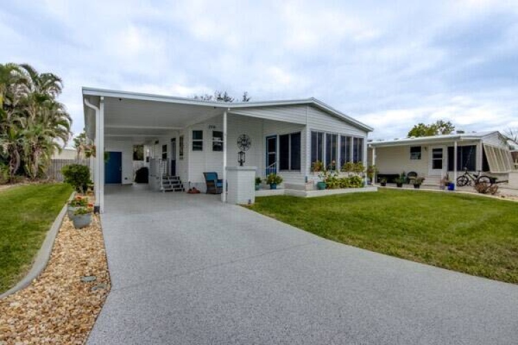 110 Wecuwa Dr., Fort Myers, Florida 33912, 2 Bedrooms Bedrooms, ,Mobile/manufactured,For Sale,Wecuwa Dr.,11437768