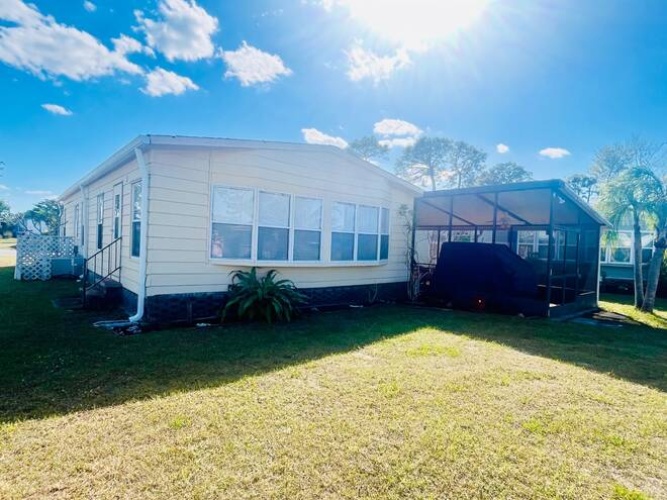 19149 Harbor Tree Ct., North Fort Myers, Florida 33903, 2 Bedrooms Bedrooms, ,2 BathroomsBathrooms,Mobile/manufactured,For Sale,Harbor Tree Ct.,11440357