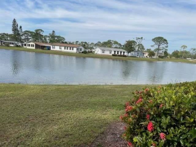 19169 Innis Brook Ct., North Fort Myers, Florida 33903, 2 Bedrooms Bedrooms, ,2 BathroomsBathrooms,Mobile/manufactured,For Sale,Innis Brook Ct.,11440379