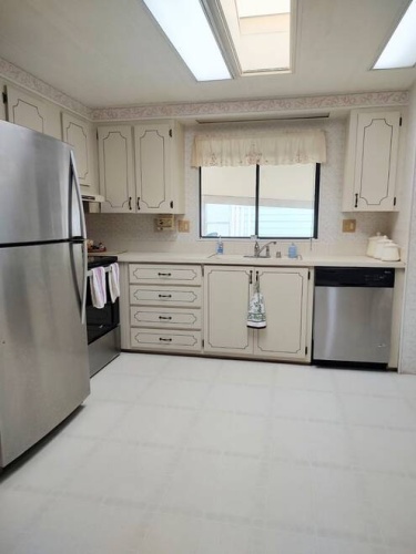 19265 CEDERCREST CT., NORTH FORT MYERS, Florida 33903, 2 Bedrooms Bedrooms, ,2 BathroomsBathrooms,Mobile/manufactured,For Sale,CEDERCREST CT.,11471577