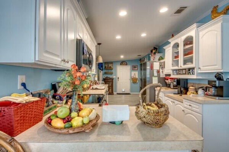 28 Kano, Fort Myers, Florida 33908, 3 Bedrooms Bedrooms, ,2 BathroomsBathrooms,Mobile/manufactured,For Sale,Kano,11485885
