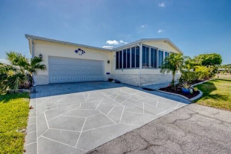 28 Kano, Fort Myers, Florida 33908, 3 Bedrooms Bedrooms, ,2 BathroomsBathrooms,Mobile/manufactured,For Sale,Kano,11485885