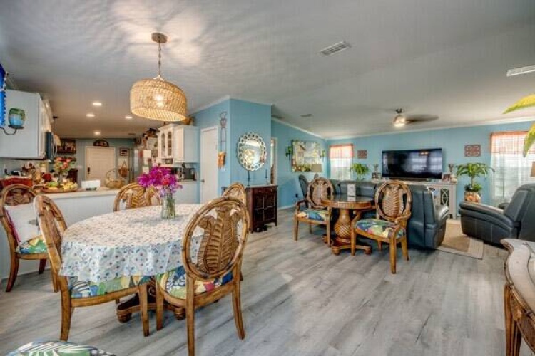 28 Kano, Fort Myers, Florida 33908, 3 Bedrooms Bedrooms, ,2 BathroomsBathrooms,Mobile/manufactured,For Sale,Kano,11485885