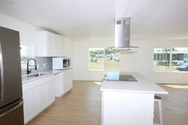 3134 Joline Dr, Sarasota, Florida 34239, 2 Bedrooms Bedrooms, ,2 BathroomsBathrooms,Mobile/manufactured,For Sale,Joline Dr,11492154