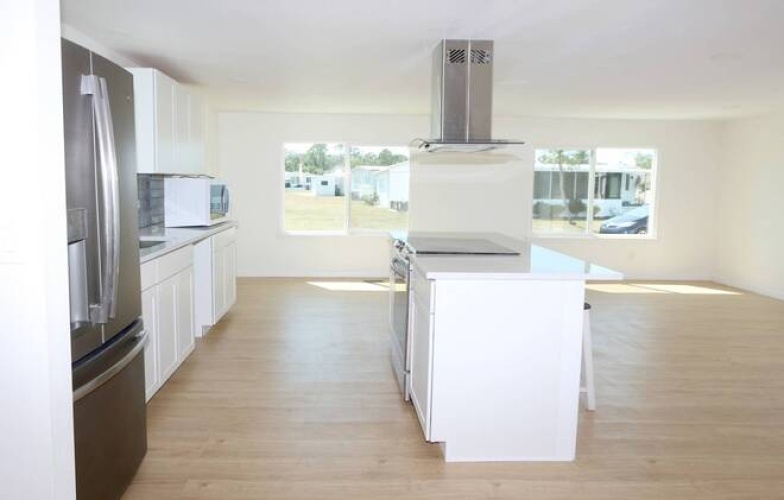 3134 Joline Dr, Sarasota, Florida 34239, 2 Bedrooms Bedrooms, ,2 BathroomsBathrooms,Mobile/manufactured,For Sale,Joline Dr,11492154