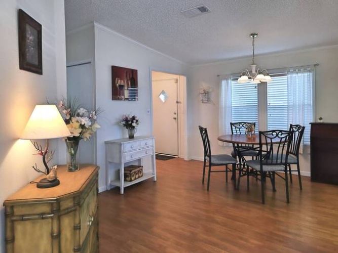 279 Lake Dr, Nokomis, Florida 34275, 2 Bedrooms Bedrooms, ,2 BathroomsBathrooms,Mobile/manufactured,For Sale,Lake Dr,11497319