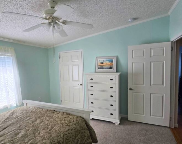 279 Lake Dr, Nokomis, Florida 34275, 2 Bedrooms Bedrooms, ,2 BathroomsBathrooms,Mobile/manufactured,For Sale,Lake Dr,11497319