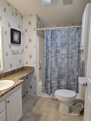 279 Lake Dr, Nokomis, Florida 34275, 2 Bedrooms Bedrooms, ,2 BathroomsBathrooms,Mobile/manufactured,For Sale,Lake Dr,11497319
