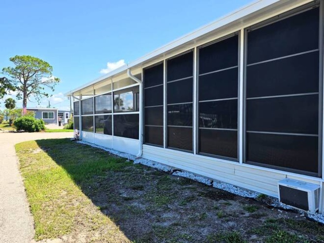 279 Lake Dr, Nokomis, Florida 34275, 2 Bedrooms Bedrooms, ,2 BathroomsBathrooms,Mobile/manufactured,For Sale,Lake Dr,11497319
