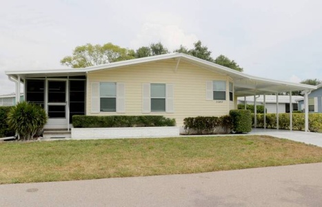 5549 Tewkesbury Pl, Sarasota, Florida 34241, 2 Bedrooms Bedrooms, ,2 BathroomsBathrooms,Mobile/manufactured,For Sale,Tewkesbury Pl,11498038