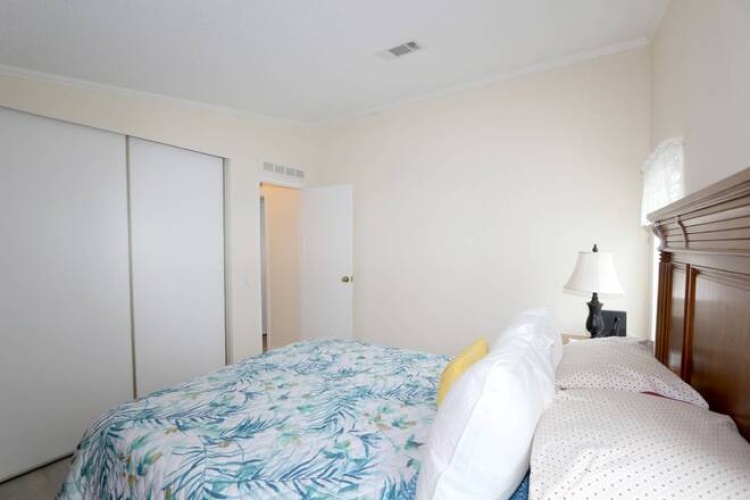 5549 Tewkesbury Pl, Sarasota, Florida 34241, 2 Bedrooms Bedrooms, ,2 BathroomsBathrooms,Mobile/manufactured,For Sale,Tewkesbury Pl,11498038