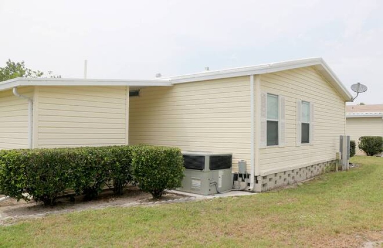 5549 Tewkesbury Pl, Sarasota, Florida 34241, 2 Bedrooms Bedrooms, ,2 BathroomsBathrooms,Mobile/manufactured,For Sale,Tewkesbury Pl,11498038