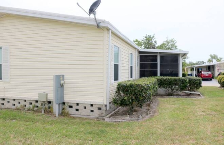 5549 Tewkesbury Pl, Sarasota, Florida 34241, 2 Bedrooms Bedrooms, ,2 BathroomsBathrooms,Mobile/manufactured,For Sale,Tewkesbury Pl,11498038